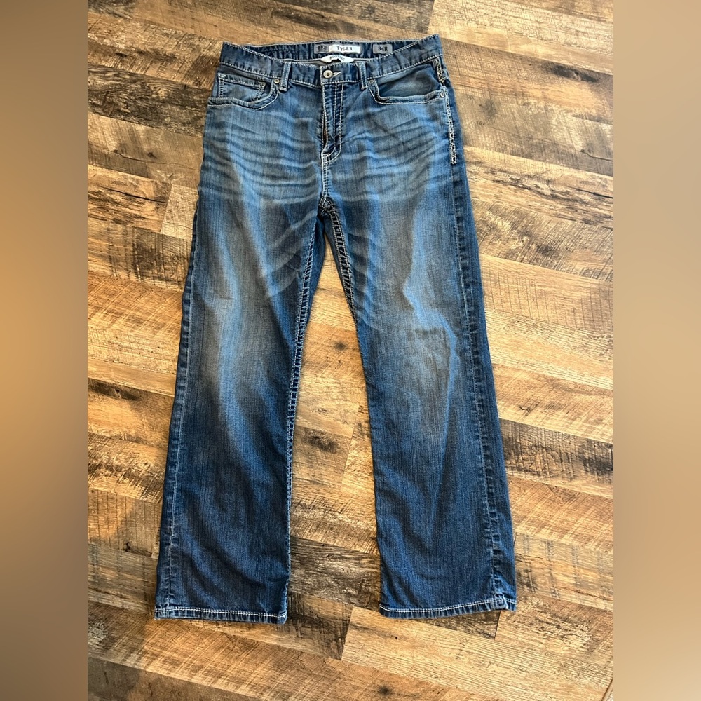 BKE Men's Tyler Bootcut Relaxed Fit Blue Jeans